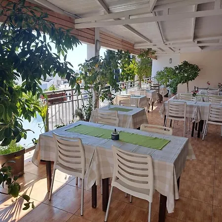 Myriama * Ayía Nápa