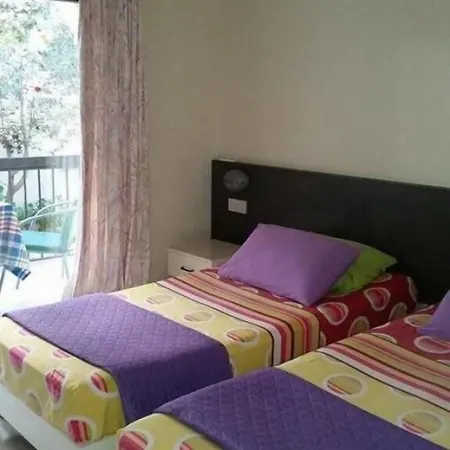 Myriama * Ayía Nápa